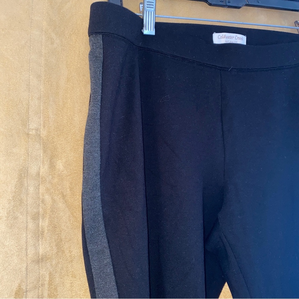 Coldwater Creek Pullup Pant Black with Gray stripe Size M 10/12